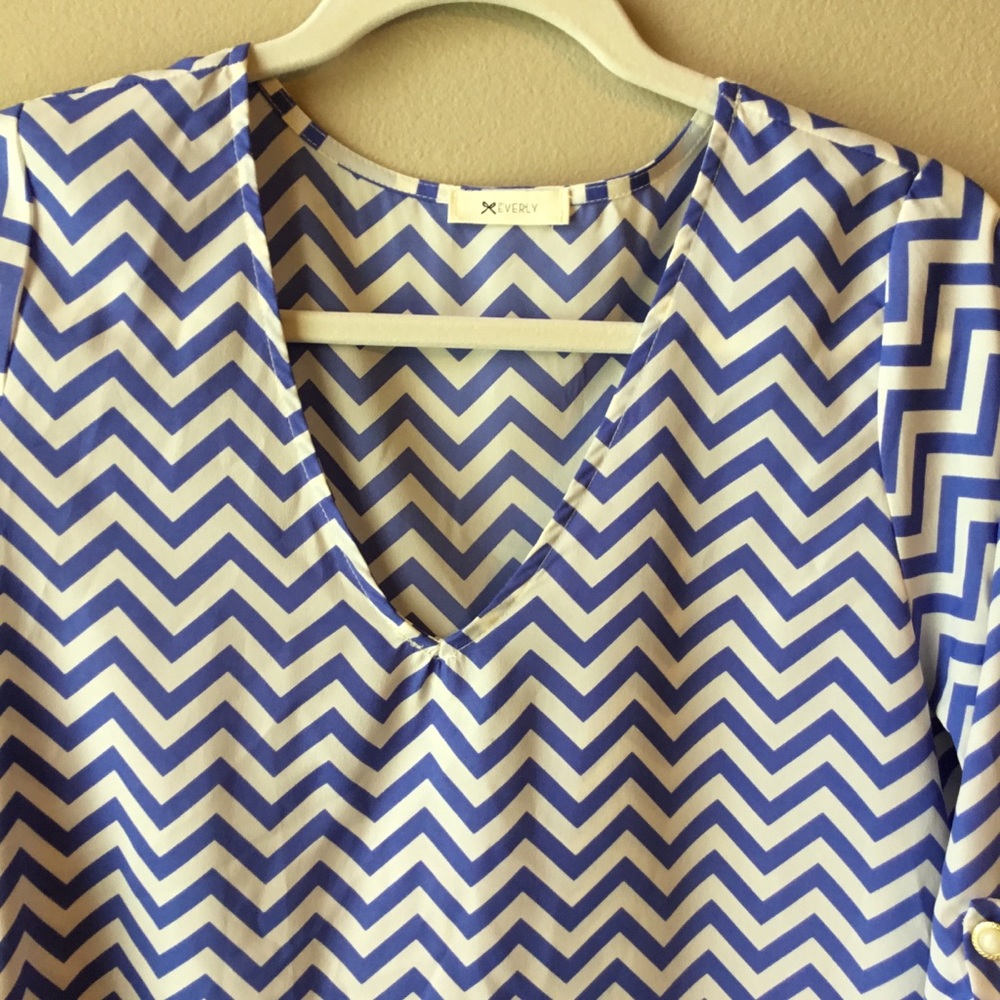 Everly Blue & White Chevron Blouse - Picture 2 of 7